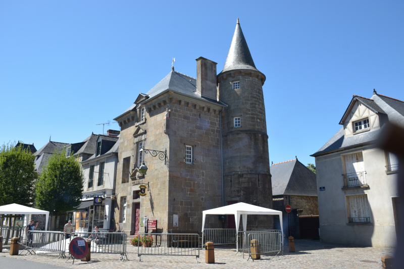 Combourg-20150821-6764