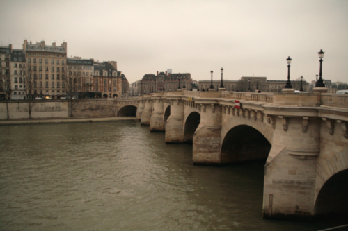 Paris-20110201-0918